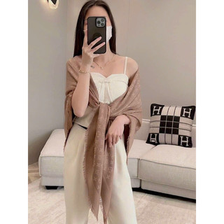 Khăn lụa chất satin hàng full box cao cấp