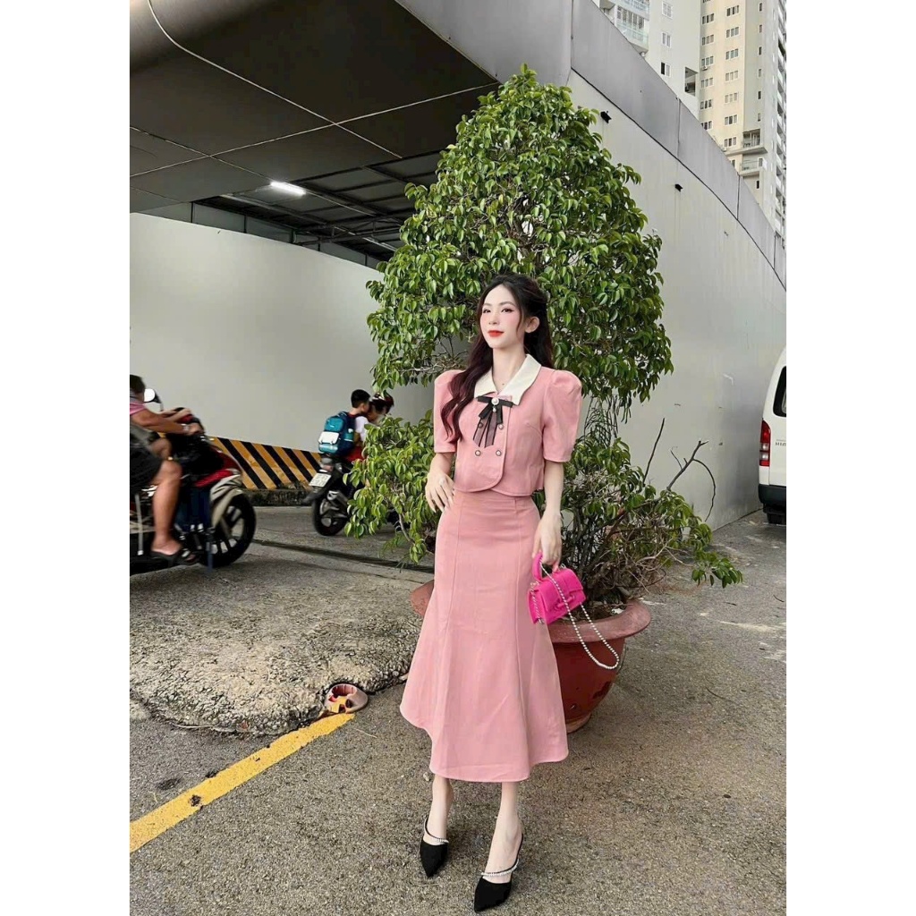 Set áo cổ trụ kết nơ cài nút kèm chân váy xòe đuôi cá