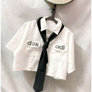 Sơ mi Croptop kem ca vạt