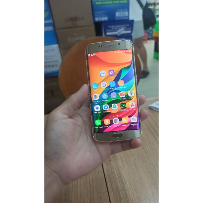 Điện thoại Samsung Galaxy S6 edge