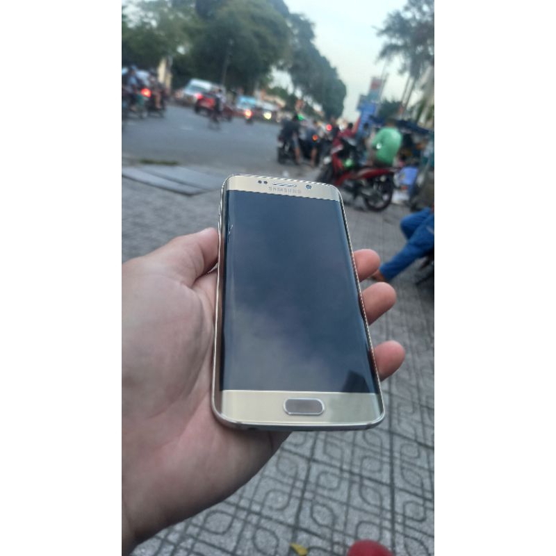 Điện thoại Samsung Galaxy S6 edge