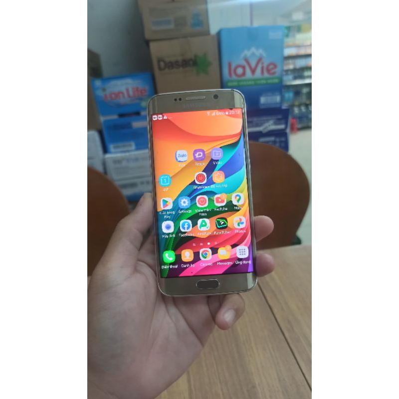 Điện thoại Samsung Galaxy S6 edge