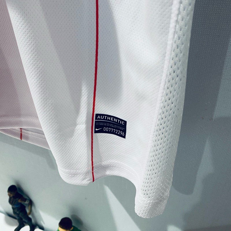 Áo bóng đá Việt Nam phiên bản 2010/12