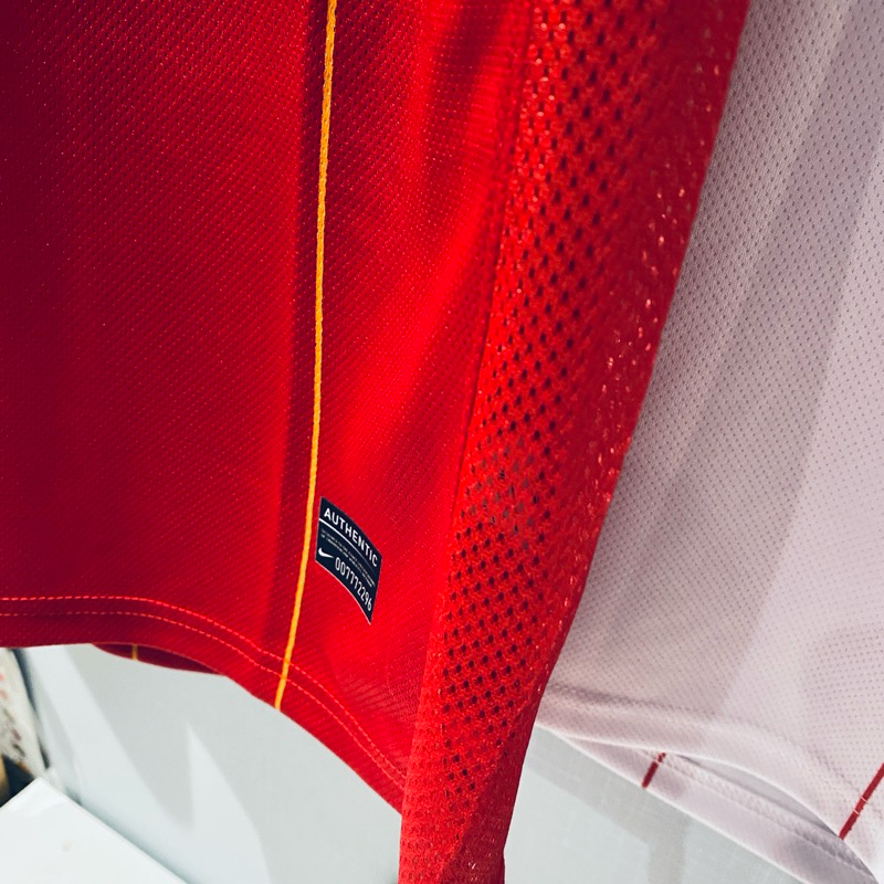 Áo bóng đá Việt Nam phiên bản 2010/12