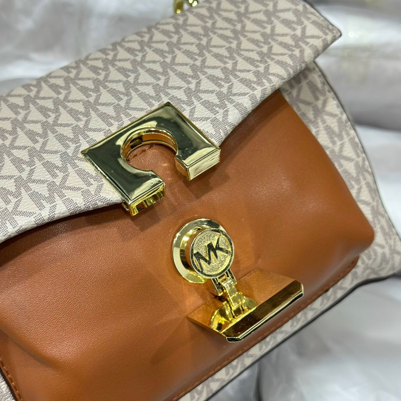 Túi michael kors đeo chéo nữ
