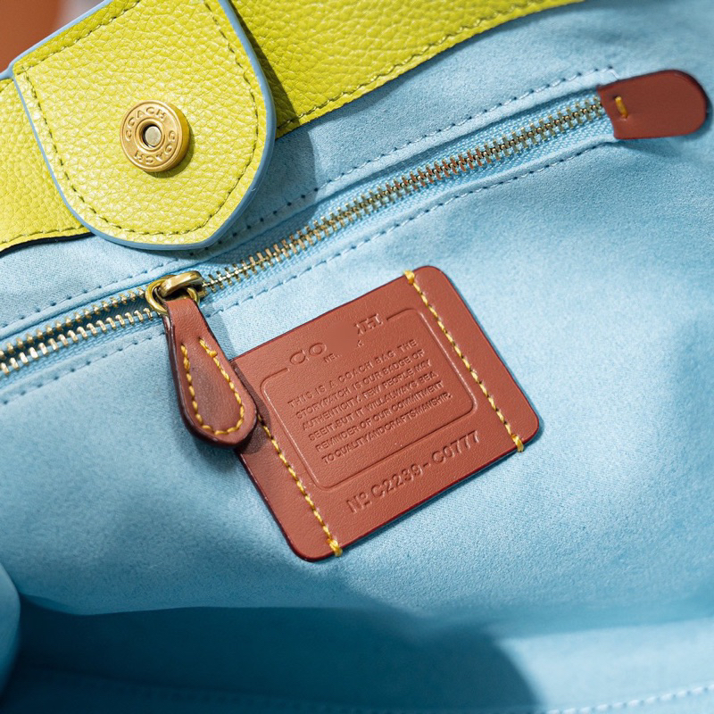 Túi coach field tote size 30