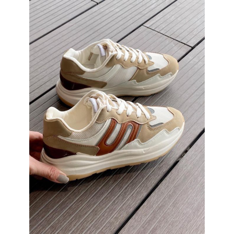 Sale-giày thể thao