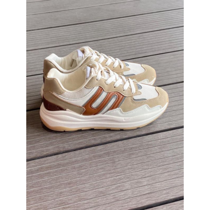 Sale-giày thể thao