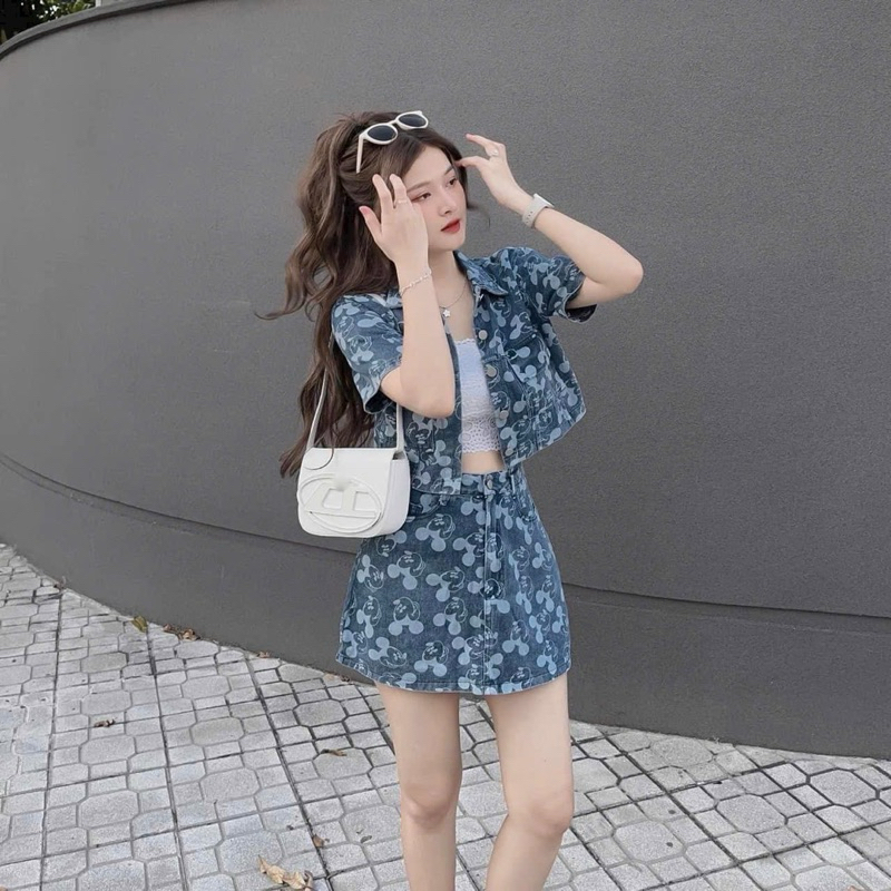 Sét váy thời trang nữ mặc chơi chất FOR kèm lót in hoạ tiết cổ sơ mi tay ngắn mix chân váy chữ A