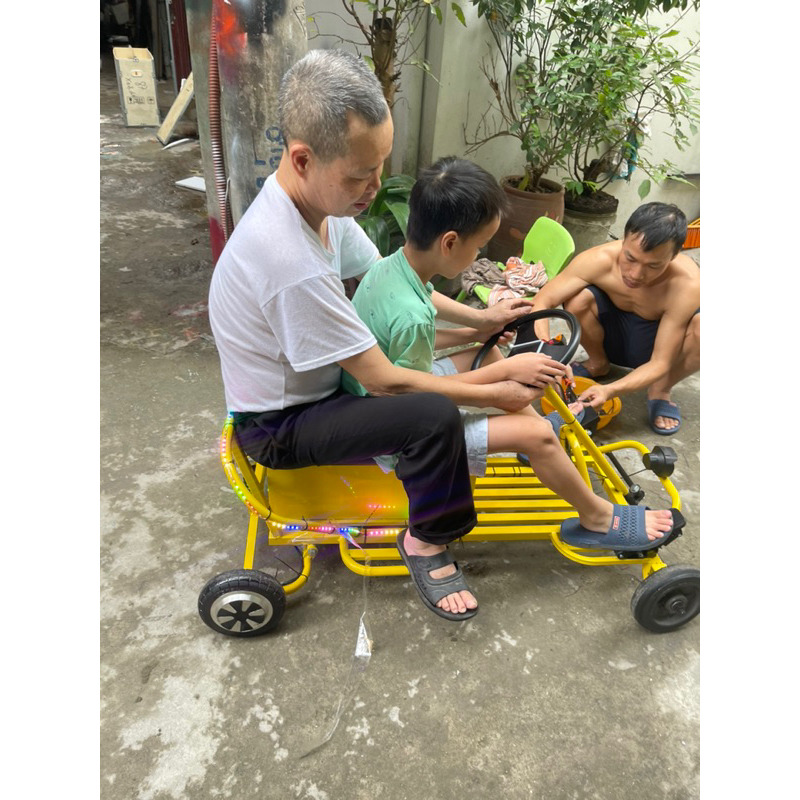 Xe đua F1 cho bé siêu bền, 2 động cơ, tải 120kg
