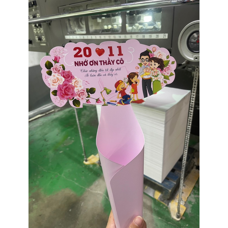 Vỏ ốc quế quấn hoa tươi hoa sáp 20/11