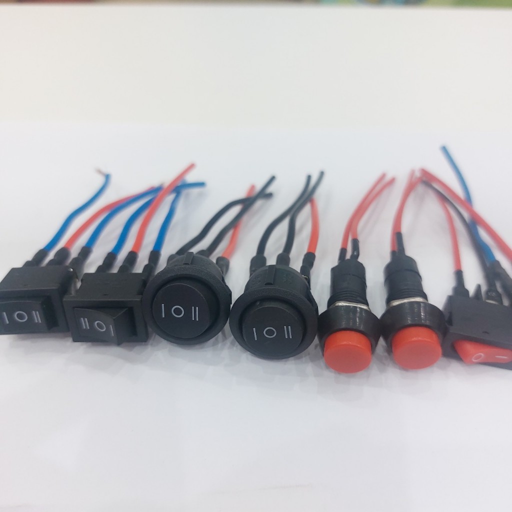 Công Tắc on/off , và 3 chế độ dùng cho đèn trợ sáng gắn lên xe