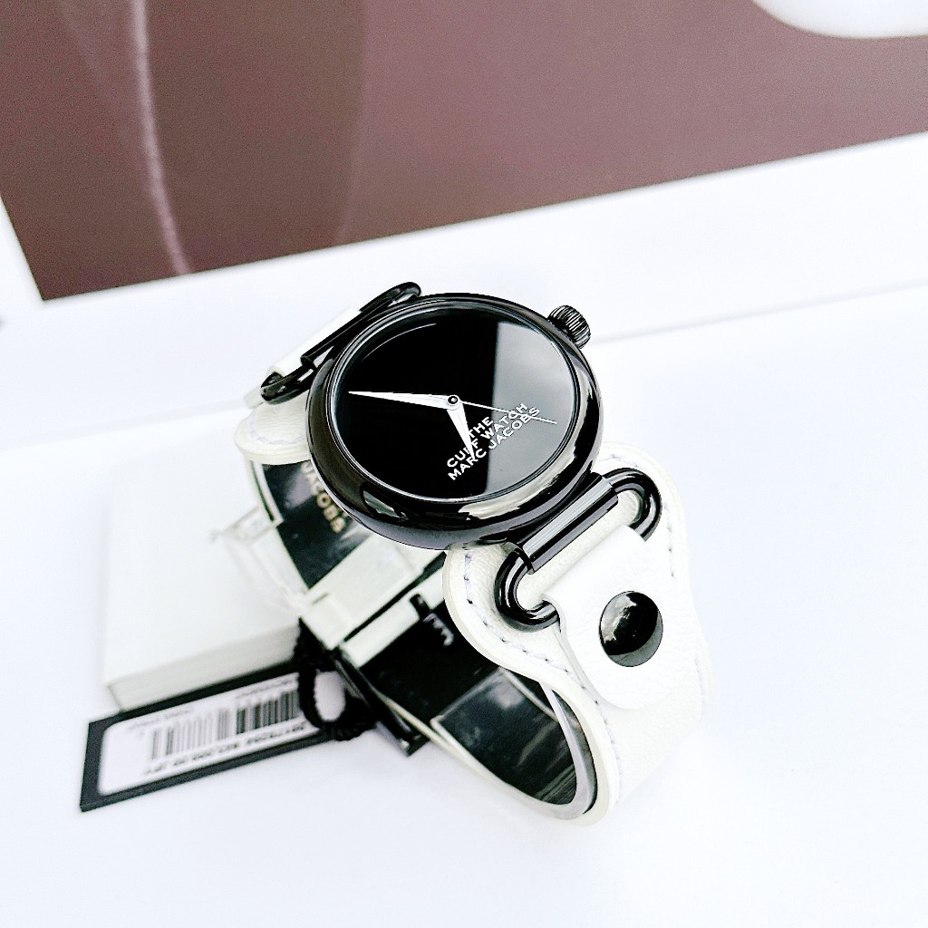 Đồng hồ nữ dây da Marc Jacobs The Cuff Quartz MJ0120179294