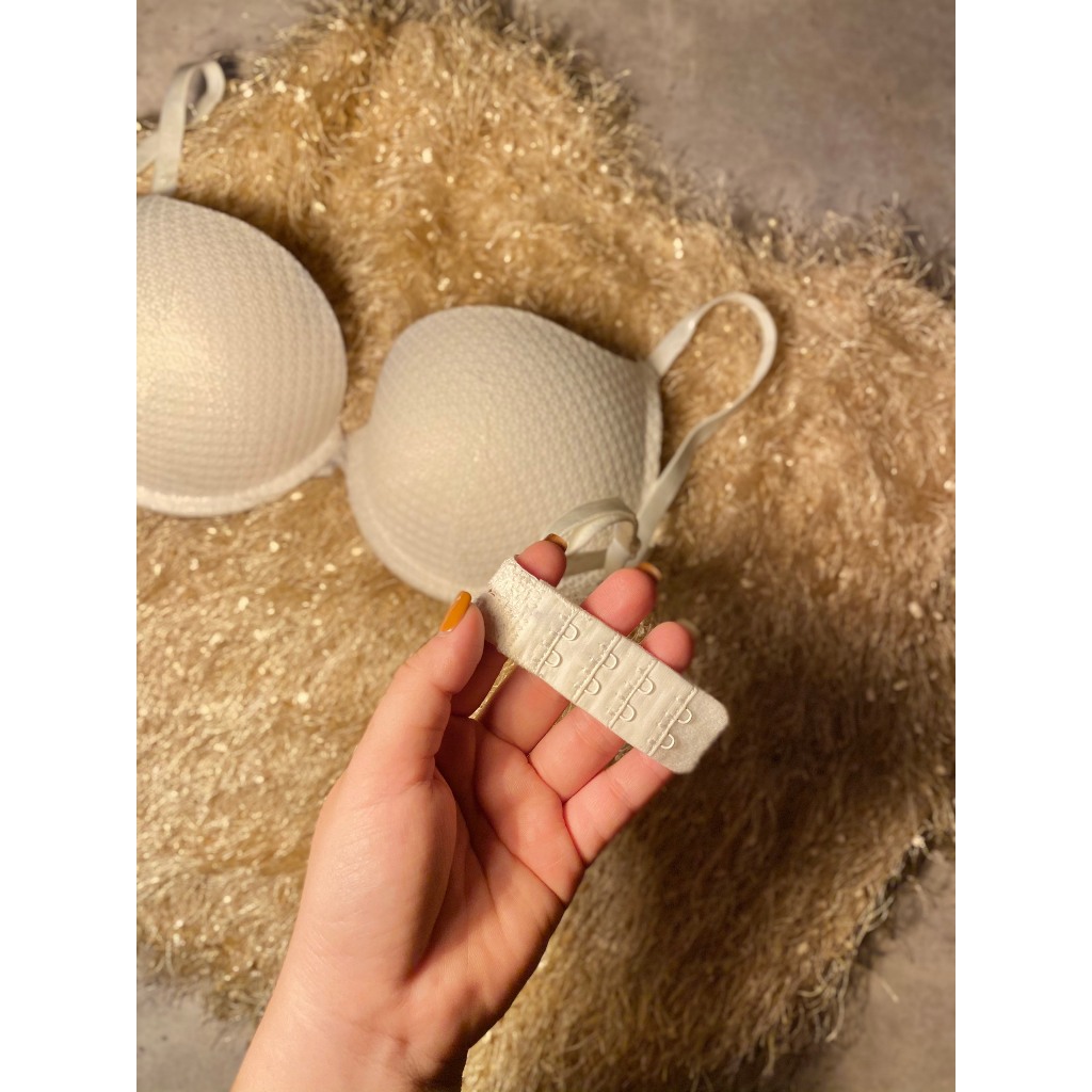 Áo ngực nữ mút dày có gọng trắng trơn xuất dư cho nữ