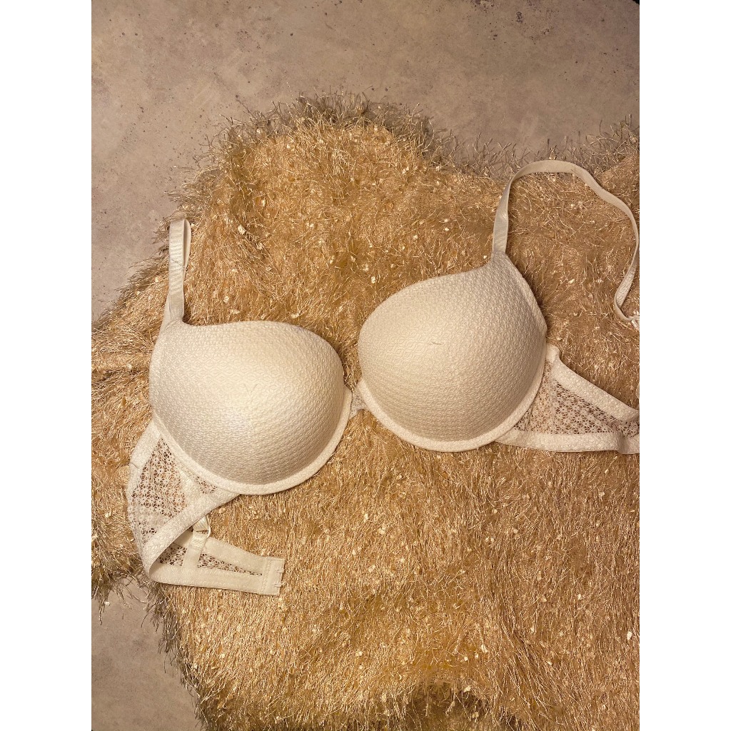 Áo ngực nữ mút dày có gọng trắng trơn xuất dư cho nữ