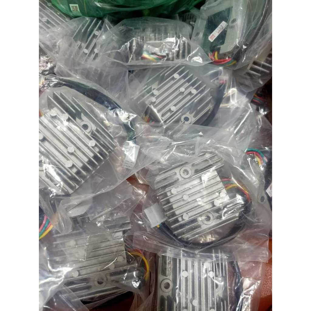 Sạc Attila 2 pha và 3 pha để chế độ cho xe máy