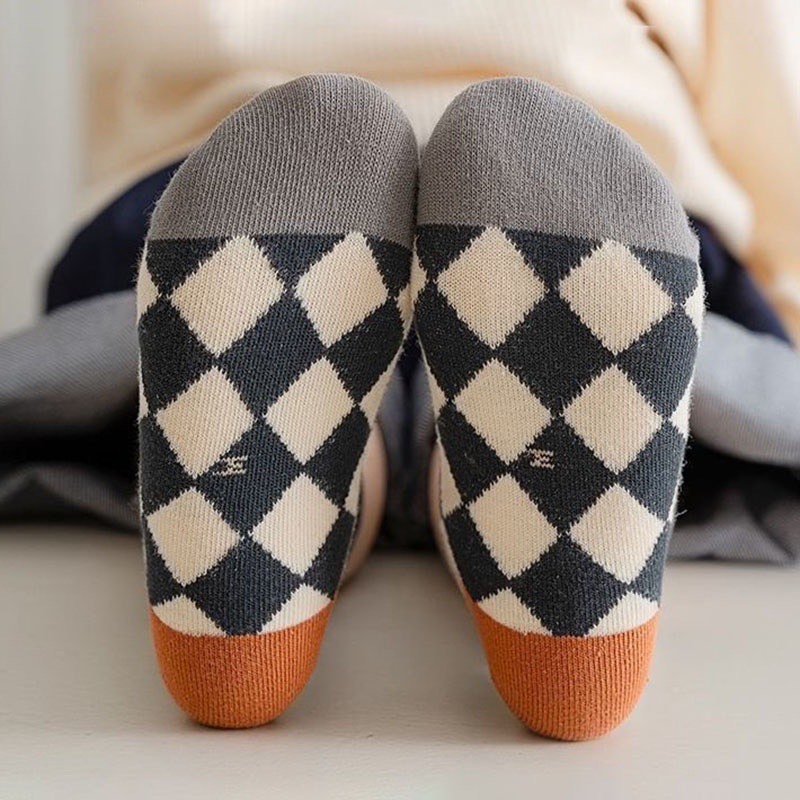 Set 5 Đôi Tất/ Vớ Cổ Cao Cho Bé Hình Gấu Thoi Tông Xám Phong Cách Hàn TGT5