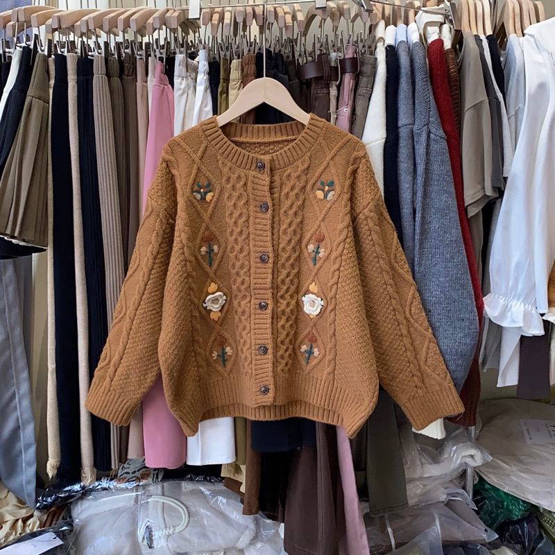 Áo cardigan len thừng thêu hoa