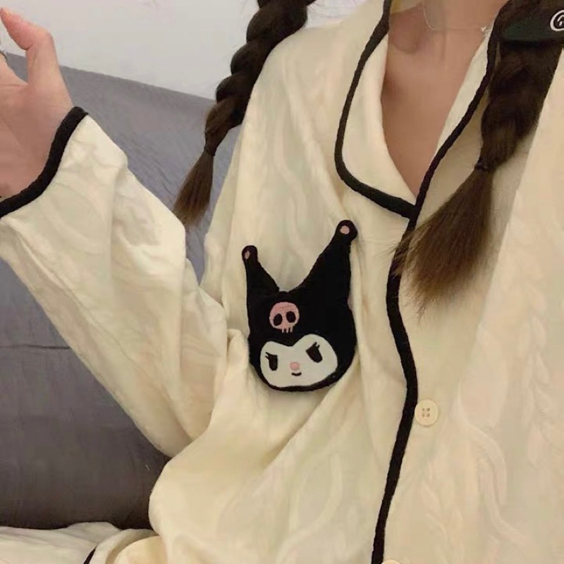 Set pyjama có cổ cài khuy Kuromi xinh cute màu trắng be viền đen tôn da dài tay hình thêu mùa thu đông ulzzang