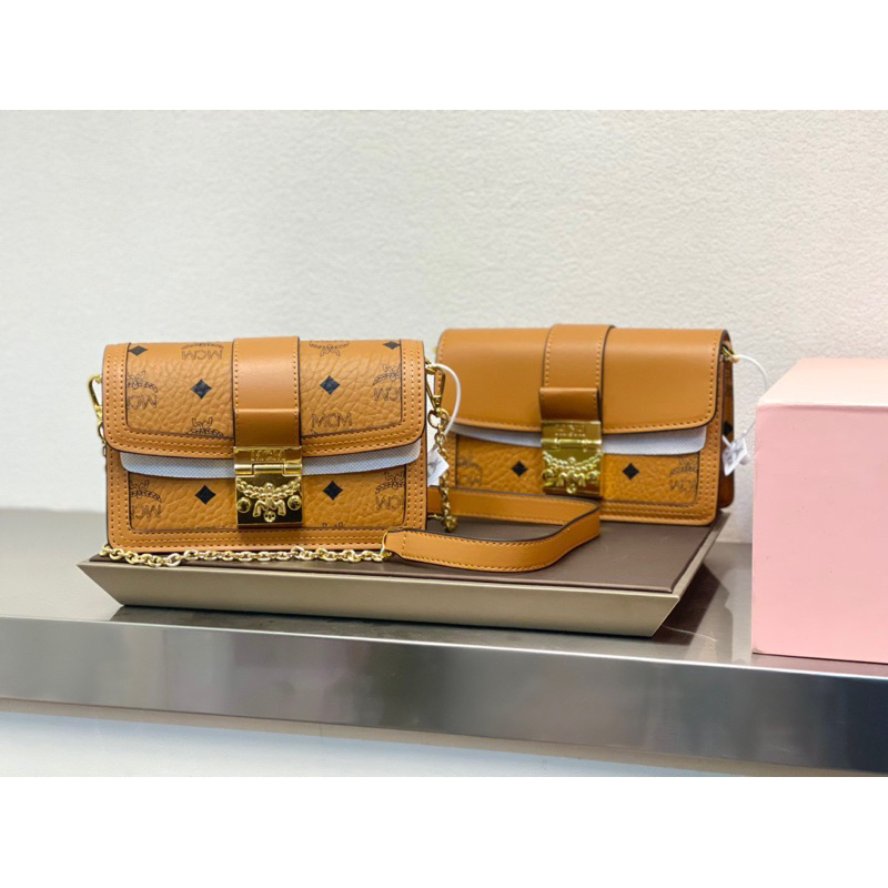 Túi đeo MCMTracy cao cấp full box nam châm