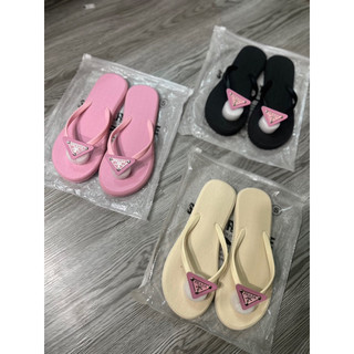 Dép Kẹp Prada
