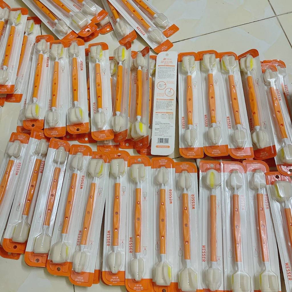 Cây súc bình sữa đan năng 2 đầu,Cọ rửa vệ sinh bình sữa  đa năng wesser