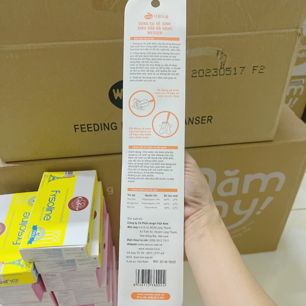 Cây súc bình sữa đan năng 2 đầu,Cọ rửa vệ sinh bình sữa  đa năng wesser