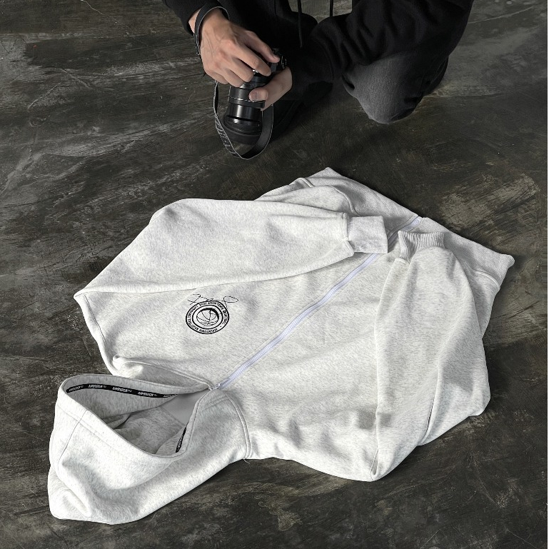 Áo Hoodies Unisex SEVENTOWN BASKETBALL ZIP màu Xám Sữa Local Brand