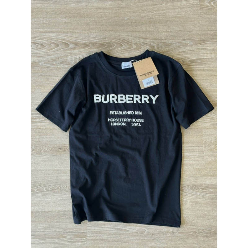 ÁO PHÔNG MÀU ĐEN CHỮ BURBERRY