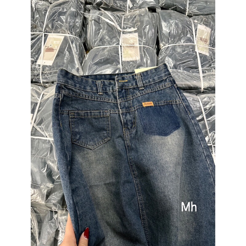 Chân váy chữ A tháo túi trước xẻ sau hot trend