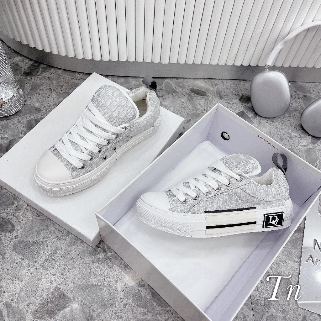 GIÀY THỂ THAO CD NÂNG ĐẾ