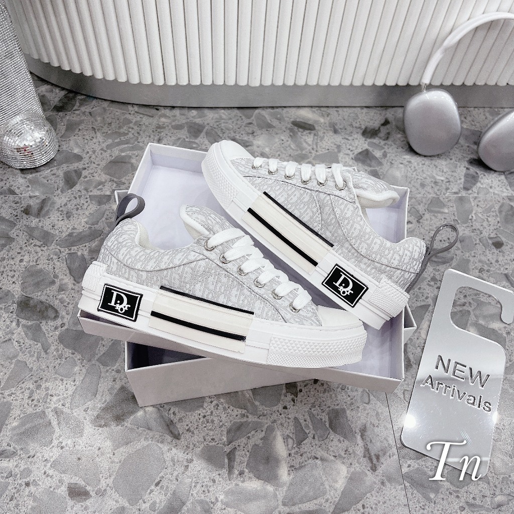 GIÀY THỂ THAO CD NÂNG ĐẾ