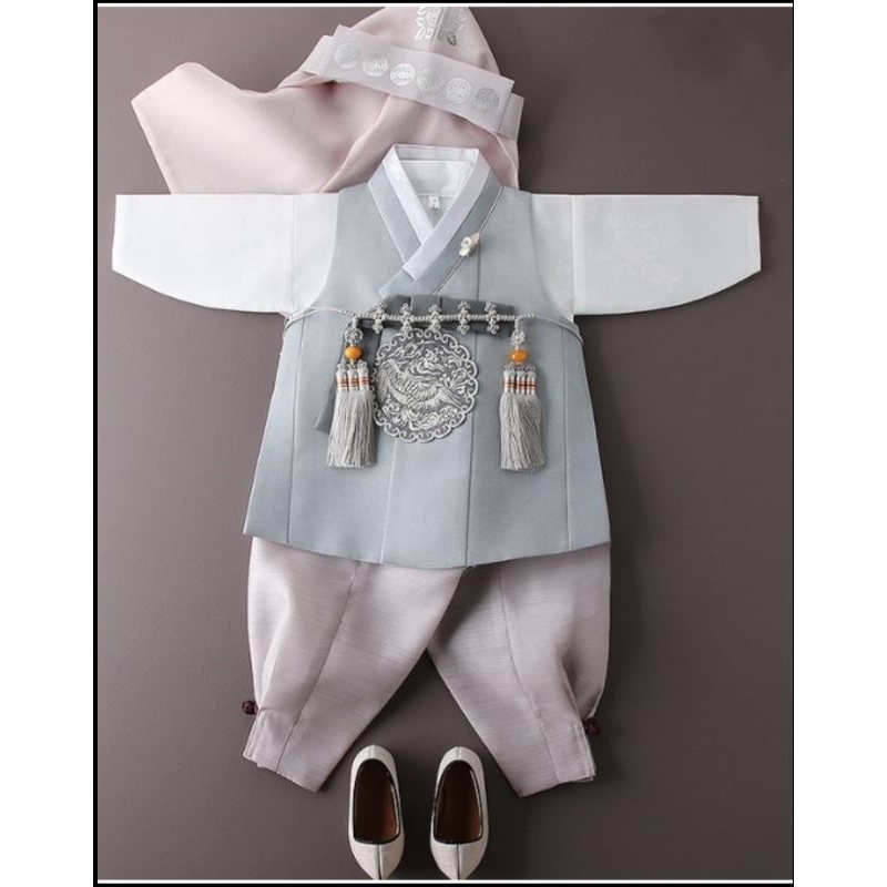 Set hanbok bé trai có mũ
