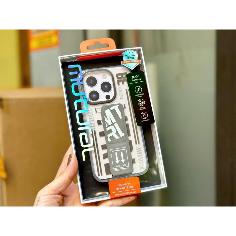 Ốp lưng mutural iPhone 15 pro max,15 pro kèm kệ dựng siêu tiện