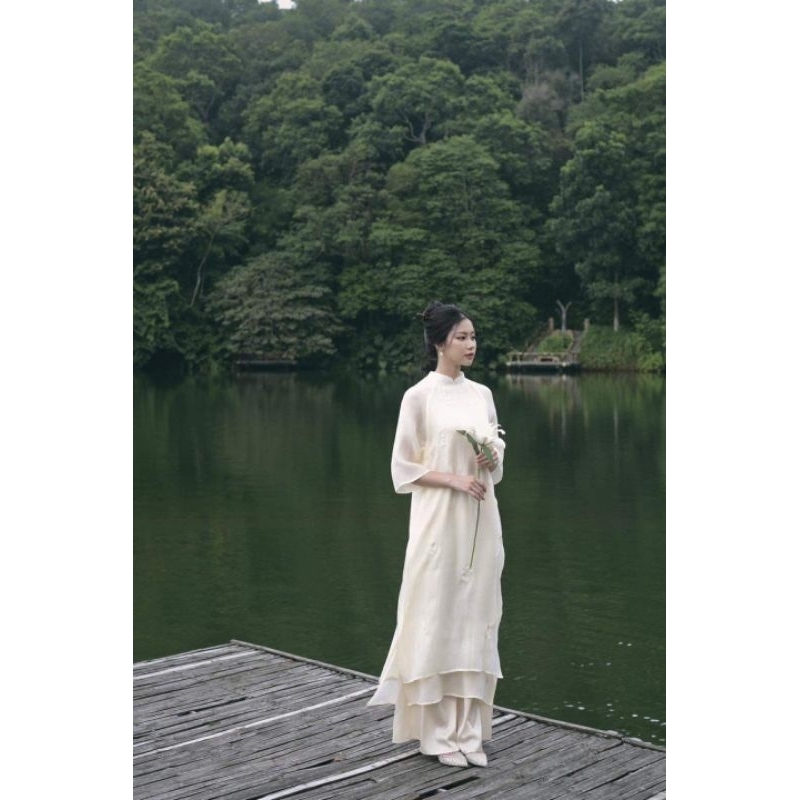 🥰áo dài tơ  4 tà  đẹp mềm mịn xuông vải hàng thiết  kế hoa thêu cao cấp đẹp giá rẻ🥰