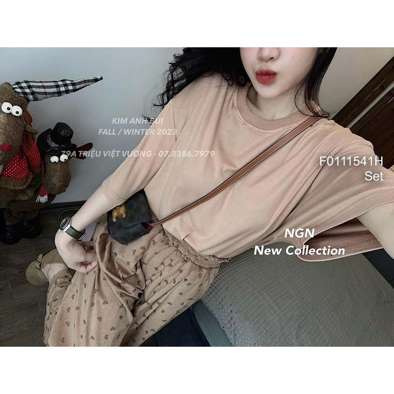 Set bộ áo thun trơn cổ tròn tay con kèm quần họa tiết trái tim
