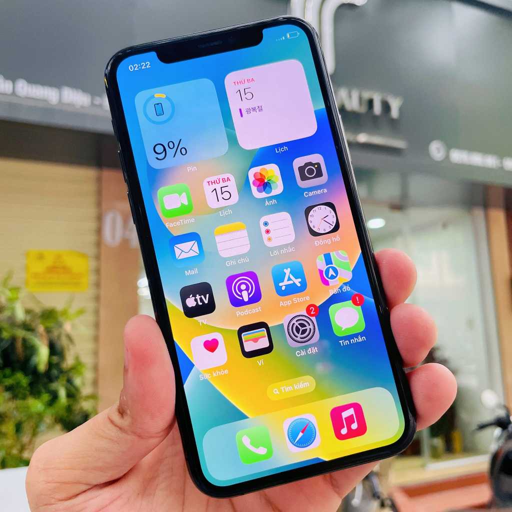 1p 11 Pr o 256GB giá rẻ hàng like new 99% ngoại hình cực đẹp full màu - Máy zin chính hãng LLA20