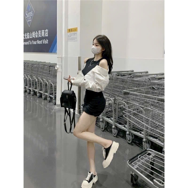Đầm váy nữ body thun gân khoét vai áo sơ mi dài tay với 2 tone màu trắng - đen basic nhẹ nhàng, tôn dáng siêu xinh