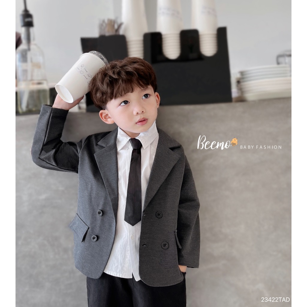 Áo vest dài tay Beemo cho bé trai, 4 khuy, đáp khuỷu tay cá tính, vải kaki đứng form, mặc sự kiện 23422TAD