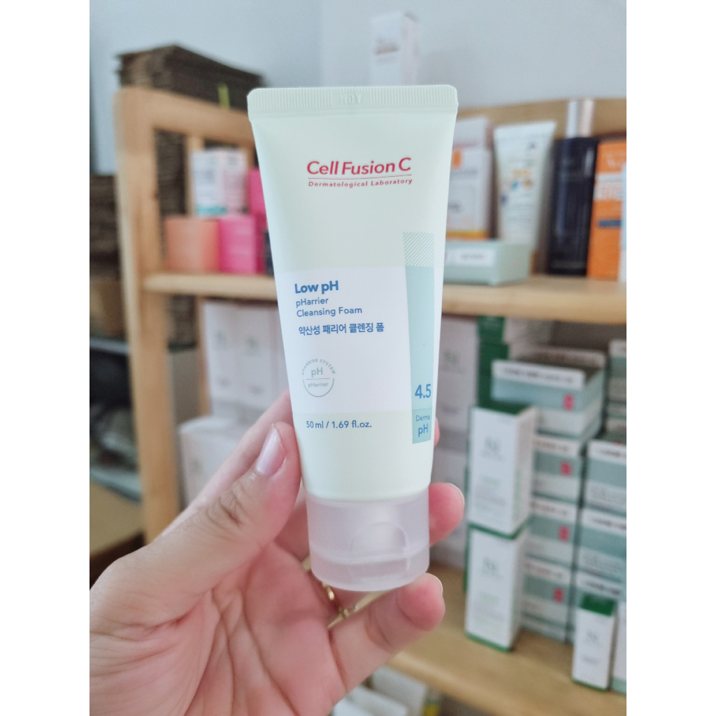Sữa rửa mặt dịu nhẹ Pore Sun Cleansing Foam CellFusionC