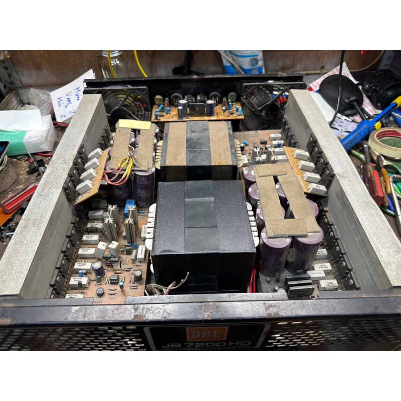 Cục đẩy bãi jbl