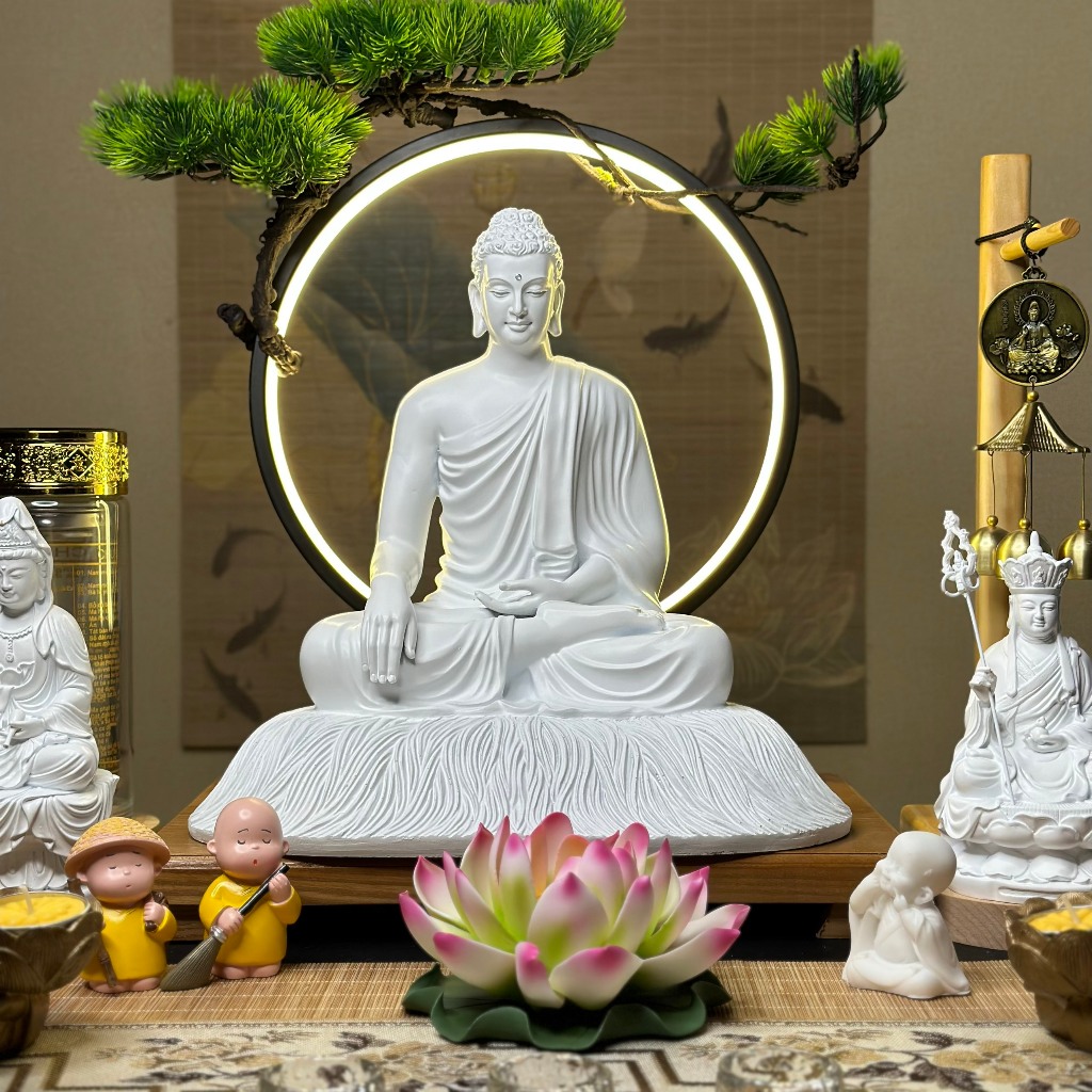 Tượng Phật Thích Ca Ngồi Thảm Cỏ, Chất Liệu Bột Đá Cao Cấp, Cao 30cm - Tuệ Nga