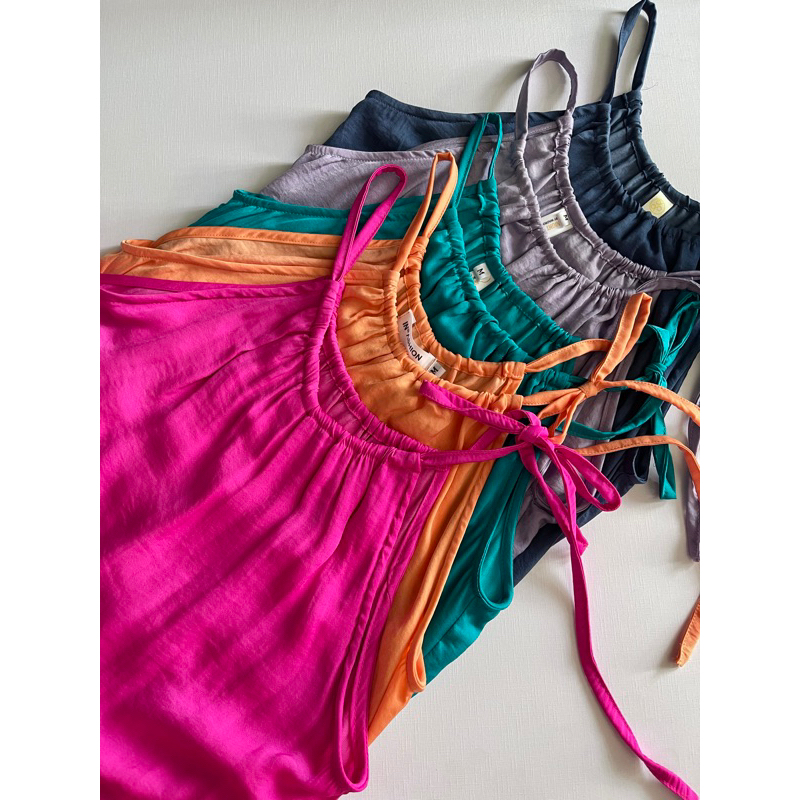 Đầm lụa suông cổ yếm kèm dây buộc eo nữ tính Infashion