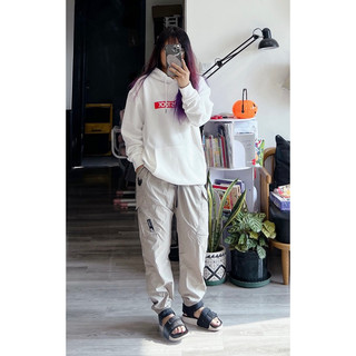 Quần jogger gió