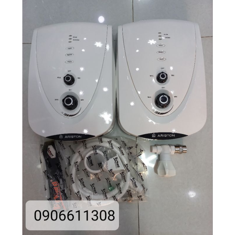 Máy tắm nước nóng Ariston