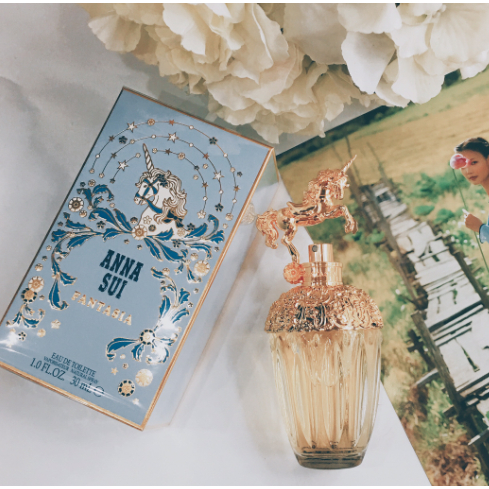 Nước hoa 𝐀𝐧𝐧𝐚 𝐒𝐮𝐢 𝐅𝐚𝐧𝐭𝐚𝐬𝐢𝐚 10ml 𝗔𝘂𝗿𝗼𝗿𝗮'𝘀 𝗣𝗲𝗿𝗳𝘂𝗺𝗲 𝗦𝘁𝗼𝗿𝗲 ®️