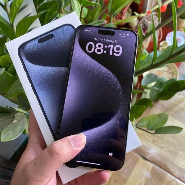 Điện thoại iPhone 15 Pro Max titan tự nhiên 512GB VN/A K9Q