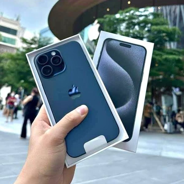 Điện thoại 15Promax new 100% , Bảo Hành 1 Năm K9Q