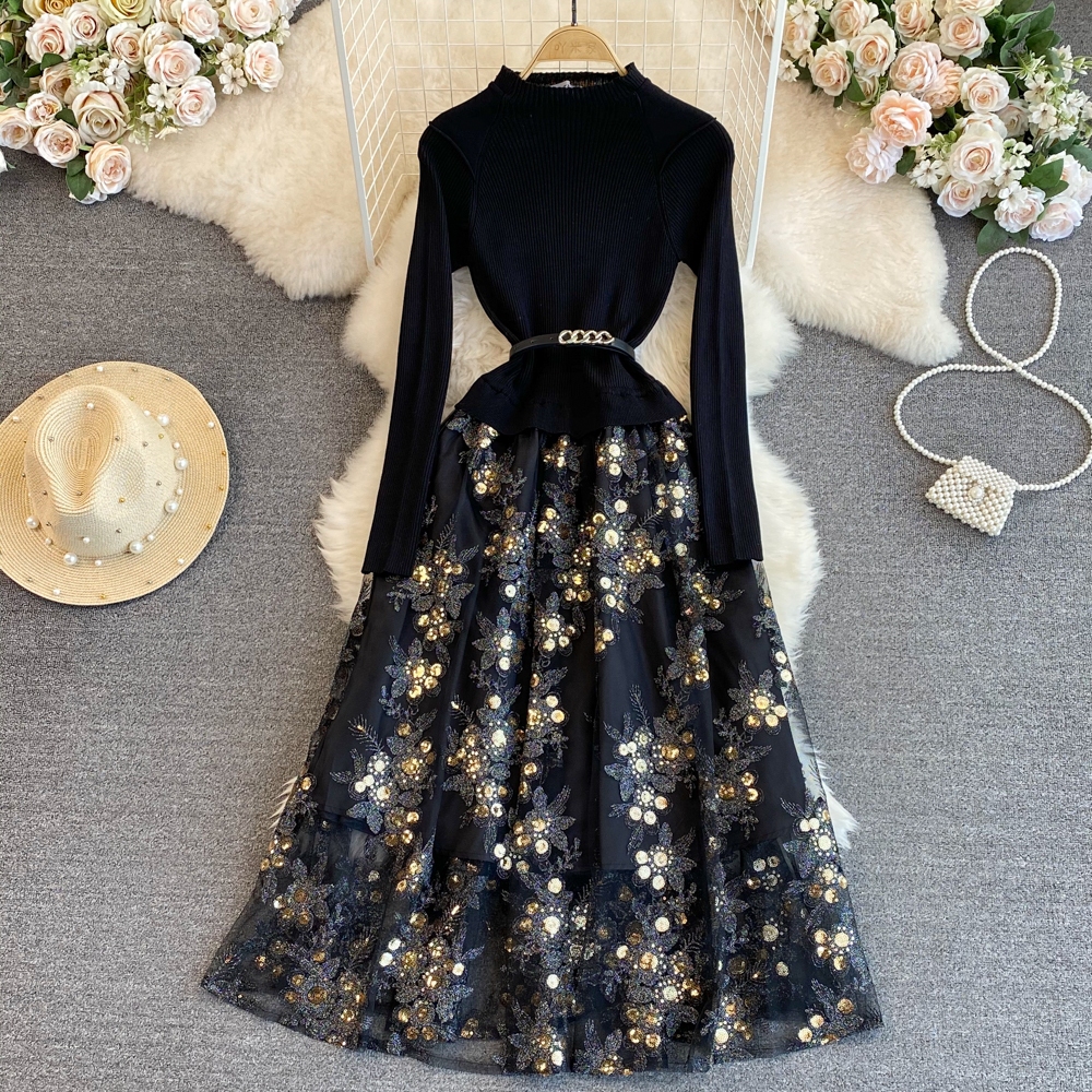 Đầm len phối voan thanh lịch