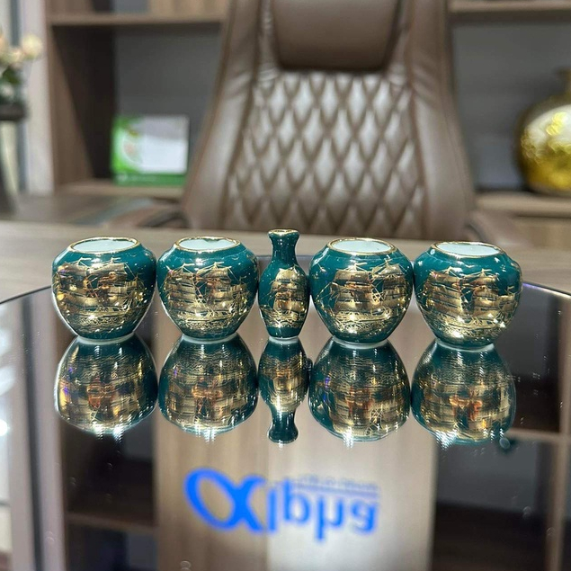 Cóng sứ khuyên , hút mật hàng Bát Tràng mẫu Decal ánh vàng gắn sẵn tai